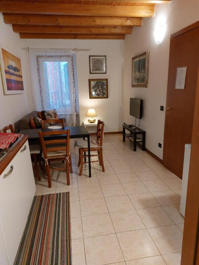 ヴェローナCasa Barcaアパートメント エクステリア 写真